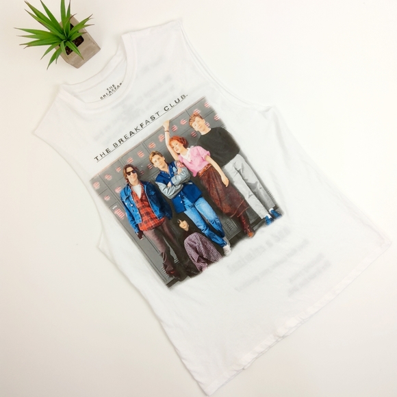 Breakfast Club Graphic Top Size XS - Picture 3 of 5